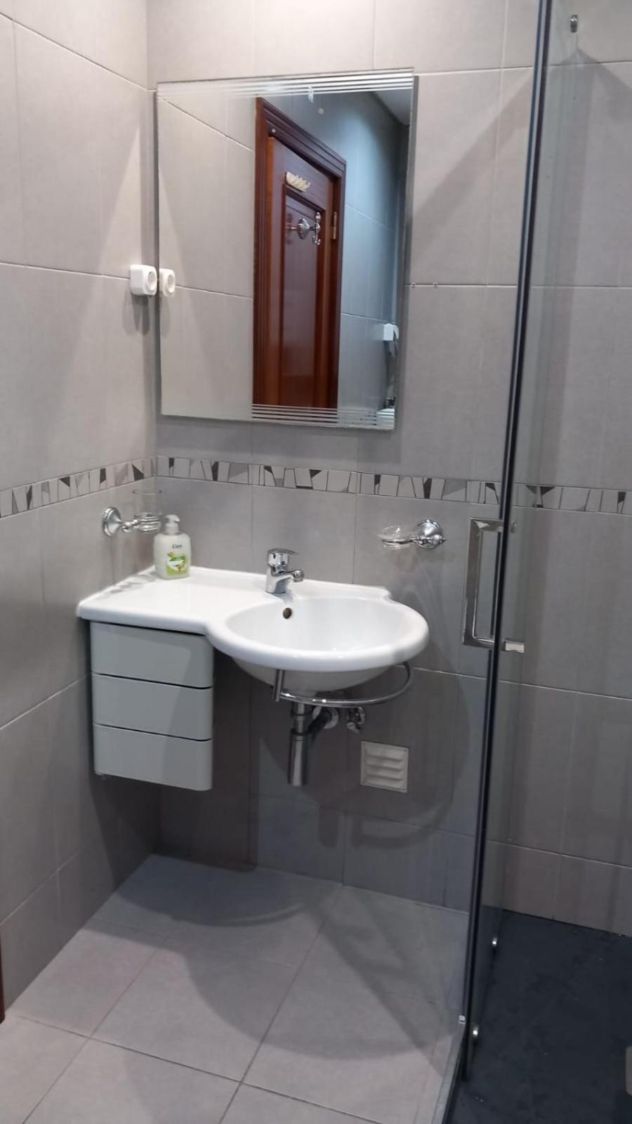 T2 - Oceanides Apartment